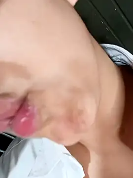 Cute_Penelope live sex cam