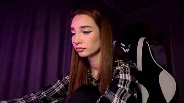 HollyPaw live sex cam