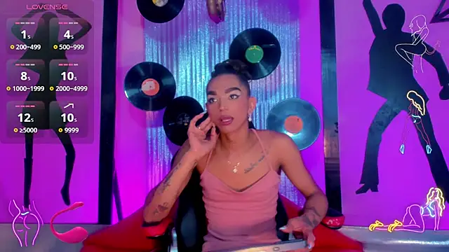 nickyminach_ live sex cam