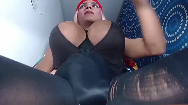 andreablackcock live sex cam