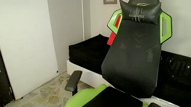 bby_santi live sex cam