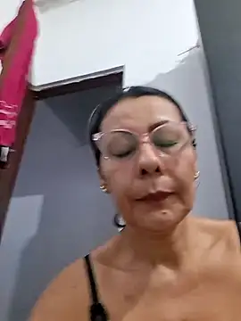 Mia-funny20 live sex cam