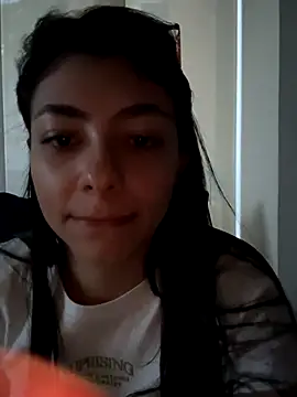 Liissa_cute_ live sex cam