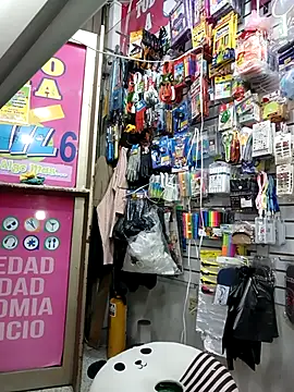 Vale_Saenzz live sex cam