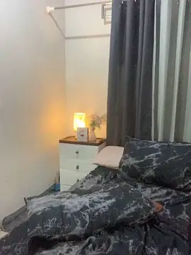 AngelHille live sex cam