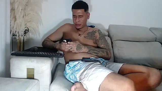 Adrew_fox live sex cam