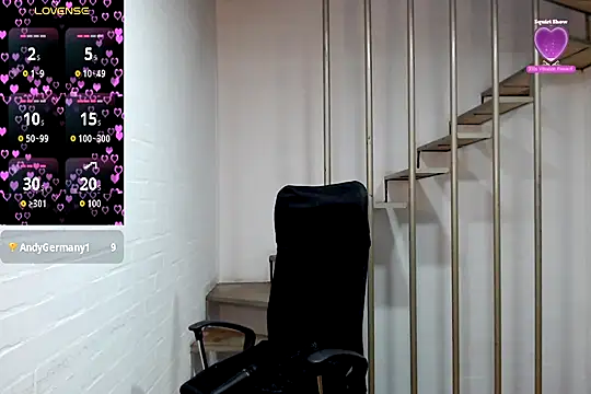 Jessie_Desire's Stripchat show and profile