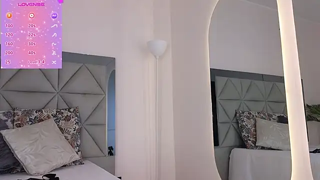 kylie_reyes live sex cam