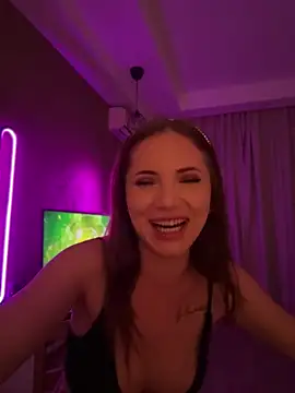 AvaGianna live sex cam