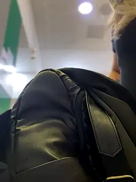 _Abril-Office1 live sex cam