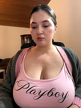 Kamilla_Loop live sex cam