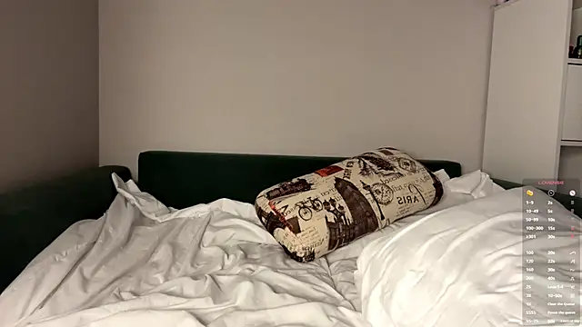 PetulaGunton live sex cam