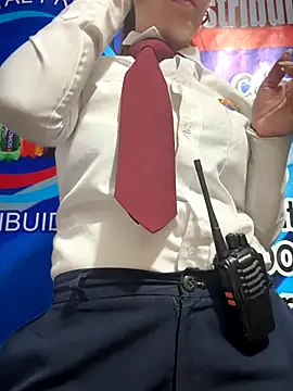 Alysson-- live sex cam