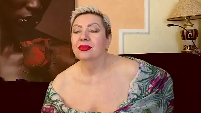 LadyPosh live sex cam