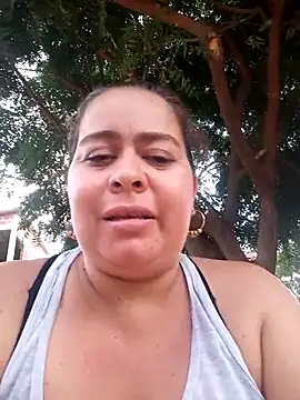 Hotmommy14 live sex cam