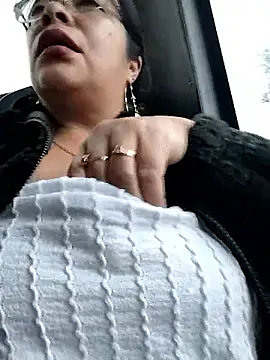 __valentina18 live sex cam