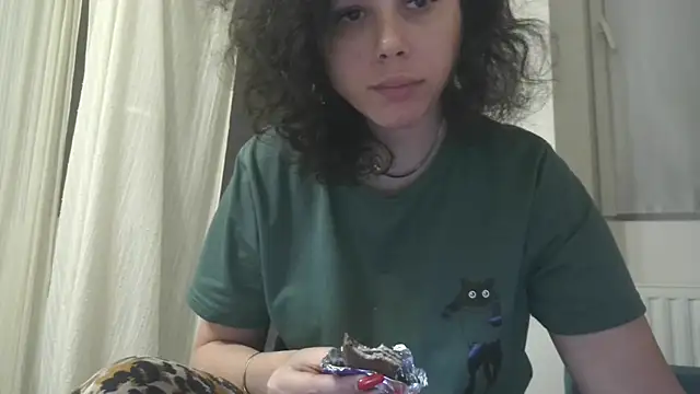 LovelyJulliette live sex cam