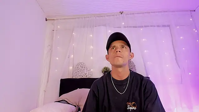 Bonny_and_carrot live sex cam