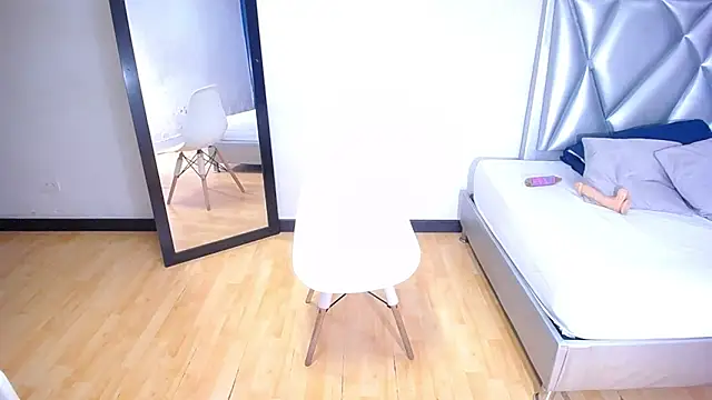 exotic_karmella live sex cam