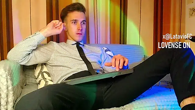 Midnighter_ live sex cam