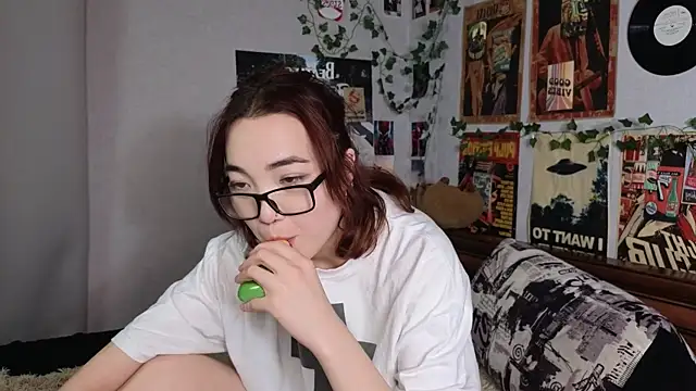 OdetteBiddy live sex cam