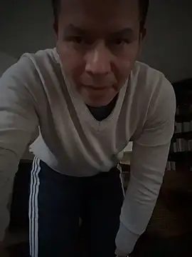 Manu0586 live sex cam