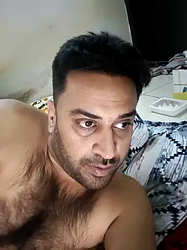 ITZ_GURU live sex cam