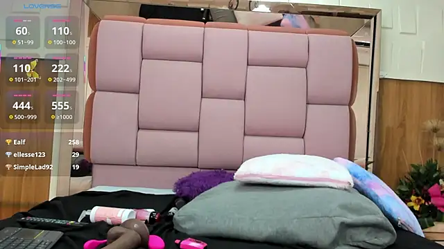 valeriahenao1 live sex cam