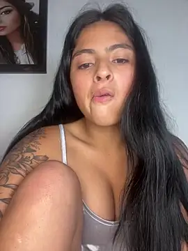 morenaQueen_ live sex cam