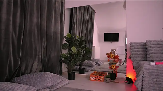 KylieJoyce live sex cam