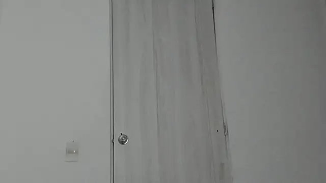 katrhin_66 live sex cam