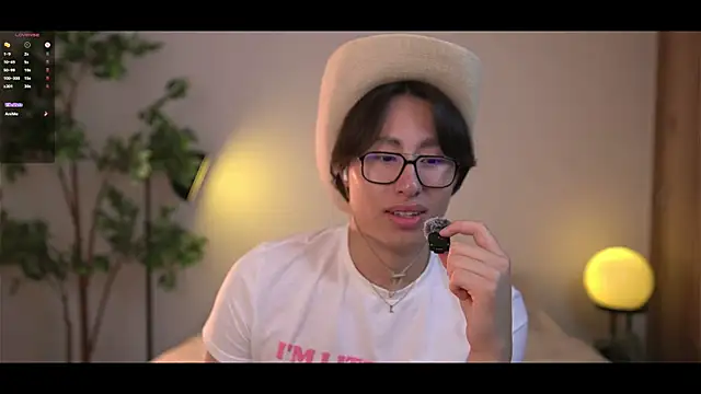 SrLuis18 live sex cam