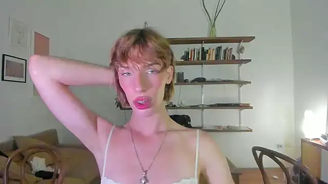 AliceSnowCatt live sex cam