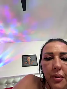 TiffanyRoxx live sex cam