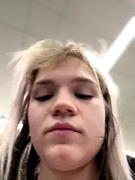 Cutiepiespanks live sex cam