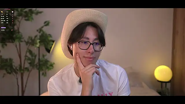 SrLuis18 live sex cam