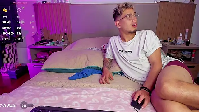 April_Nick299 live sex cam