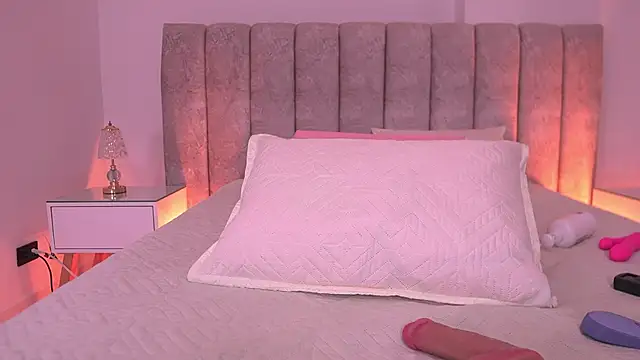 sam_lewins live sex cam