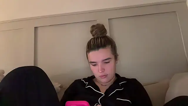 maisiesmithx live sex cam