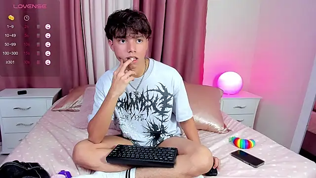 Honeymoon_sariel live sex cam