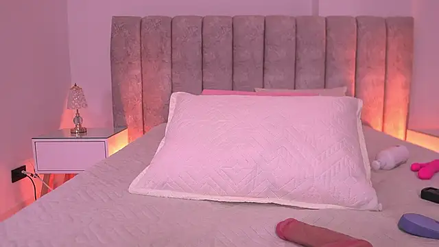 sam_lewins live sex cam