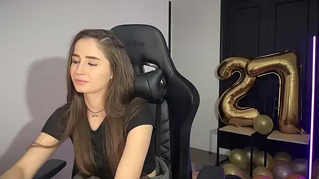 -KroshkaEnot- live sex cam