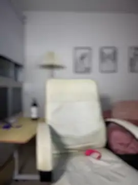 horny_roomiess live sex cam