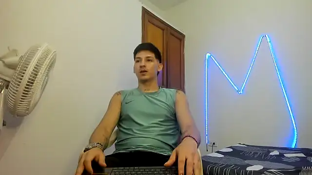 MasterSEX420 live sex cam