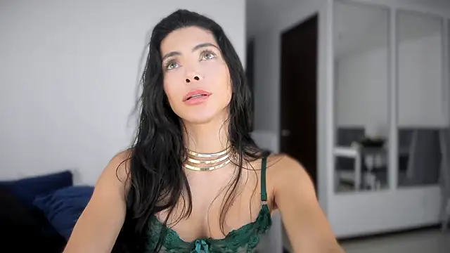 angelturned001's Stripchat show and profile