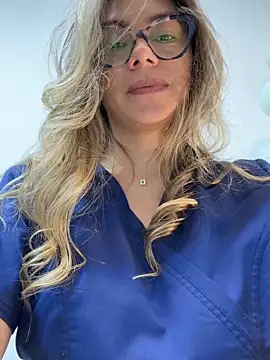 alicee16 live sex cam