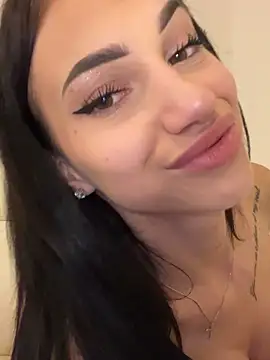 ilariea_girl live sex cam