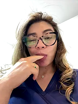 alicee16 live sex cam