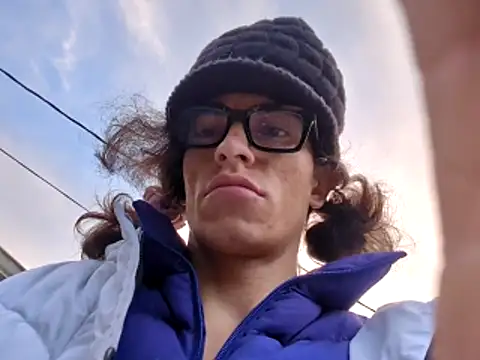 gurlnips live sex cam