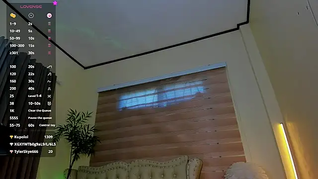 FinestGirlx live sex cam